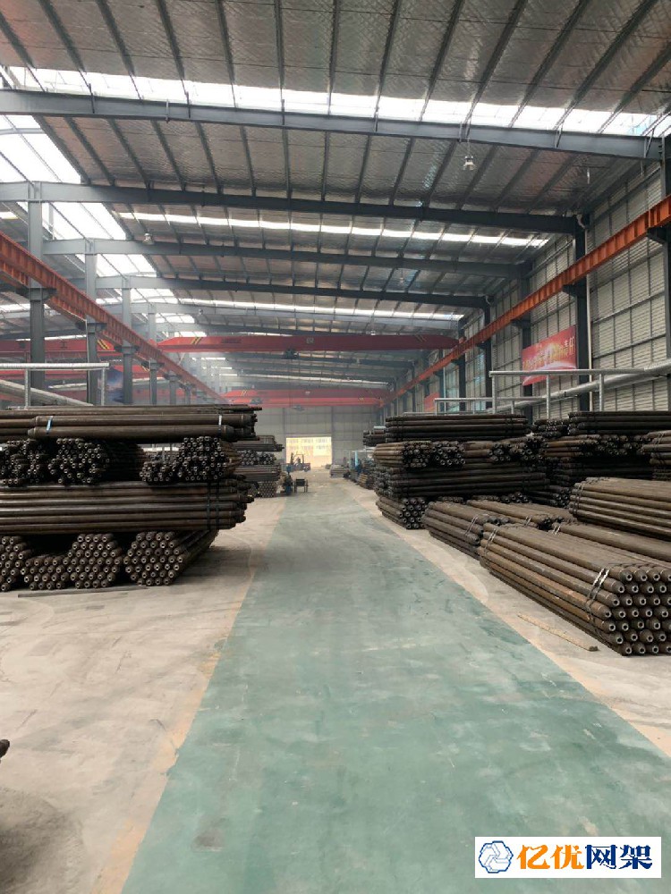 灵武网架配件加工车间